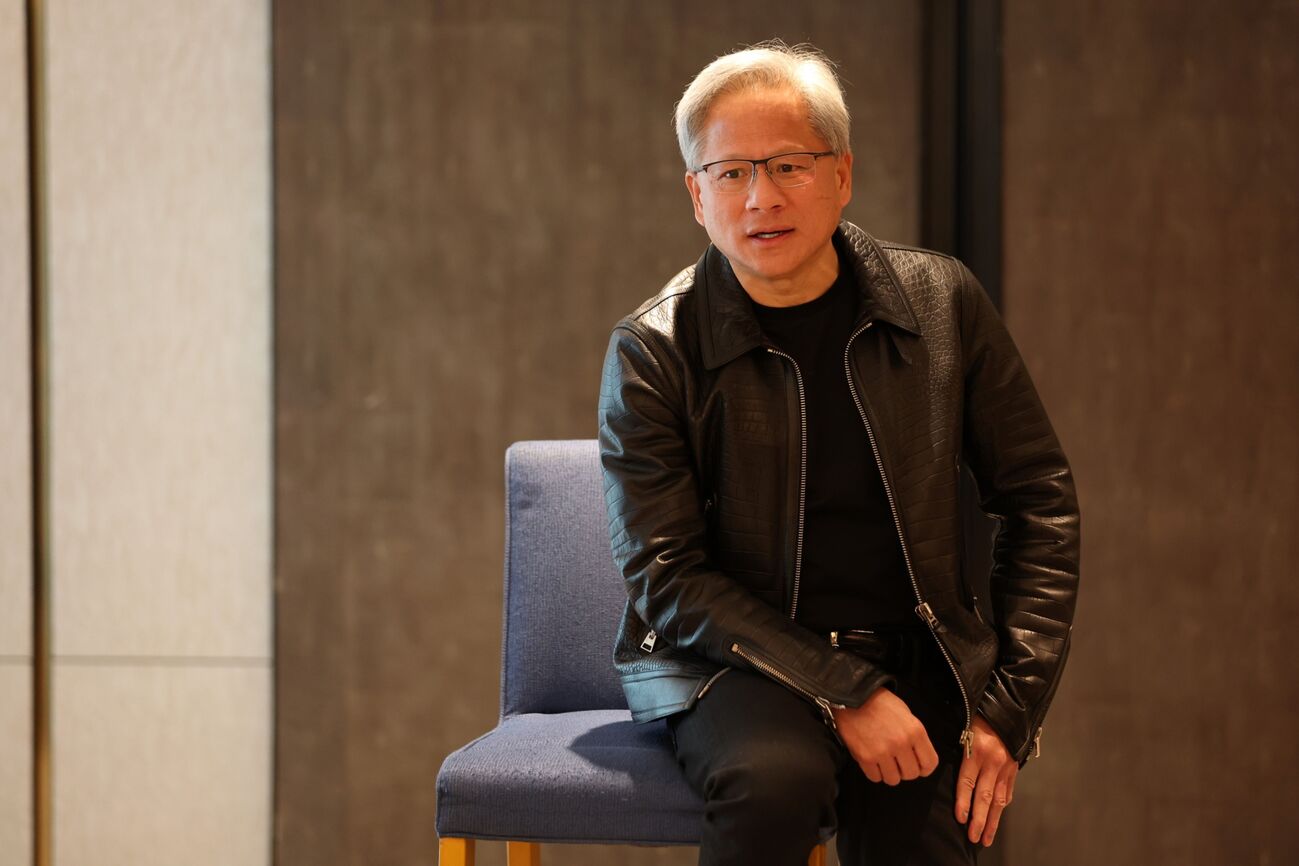 如何说服92岁张忠谋逛夜市? 黄仁勋:他自己想去的